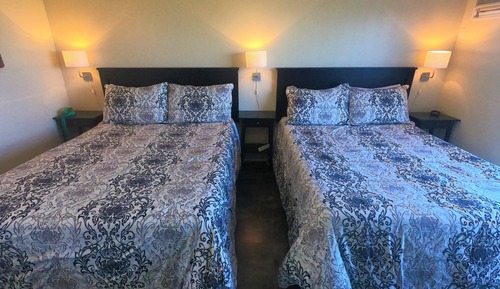 Deluxe-Zimmer, 2 Queen-Betten, Whirlpool, Seeblick