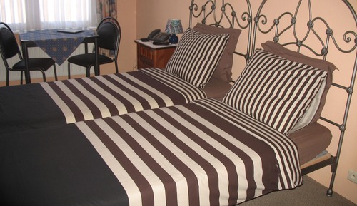 Standard-Zweibettzimmer