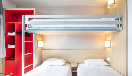 Dreibettzimmer