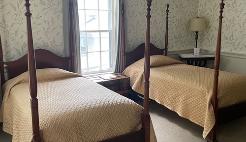 Standard-Zweibettzimmer