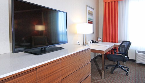 Standardzimmer, 1 King-Bett, rollstuhlgeeignete Dusche (Communications, Mobility Accessible)