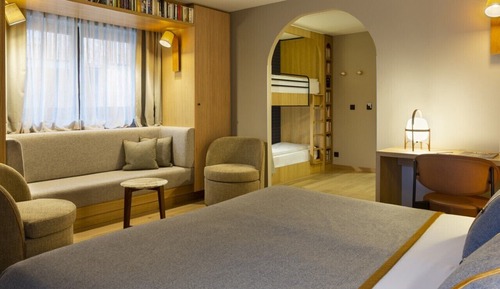 Familienzimmer (4 pers)