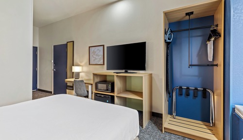 Zimmer, 1 Queen-Bett, barrierefrei (Mobility & Hearing, Roll-in Shower)