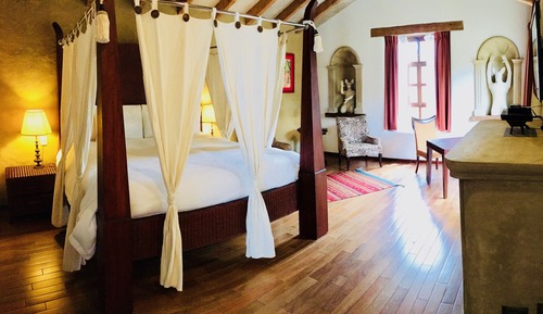 Deluxe-Suite, 1 King-Bett