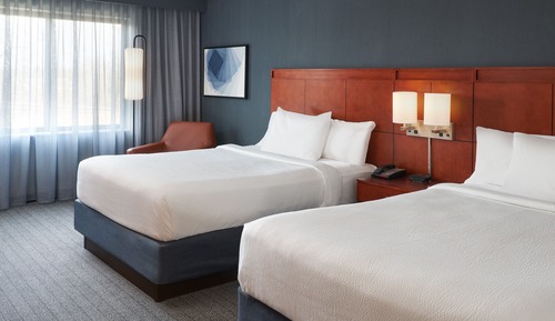 Zimmer, 2 Queen-Betten