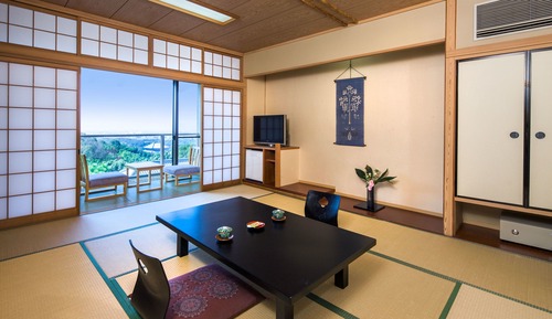 Panorama-Zimmer (Dinner - Guest Room)