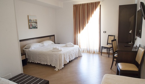 Superior-Dreibettzimmer