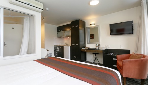 Studio, 1 King-Bett, Poolseite