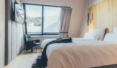 Exclusive-Suite