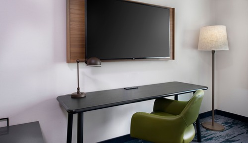 Zimmer, 1 King-Bett (Mobility/Hearing Access, Roll-In Shwr)