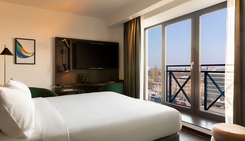 Deluxe-Zimmer, 1 King-Bett, Nichtraucher, Stadtblick