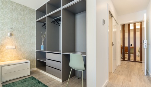 Apartment, mit Bad
