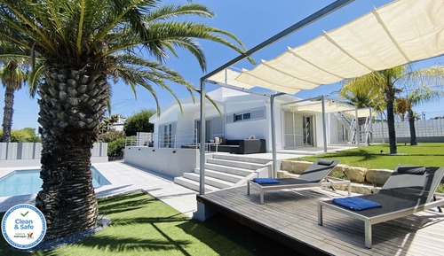 Villa, 4 Schlafzimmer, eigener Pool, Poolblick