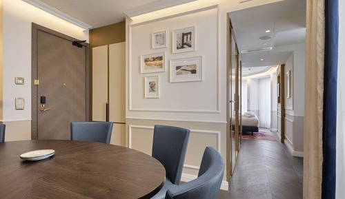 Suite, 1 King-Bett, Eckzimmer (City)