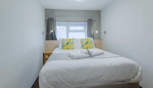 Apartment, eigenes Bad (Cliff)