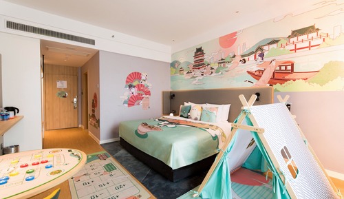 Standardzimmer, 1 King-Bett, Flussblick (Kid Theme)
