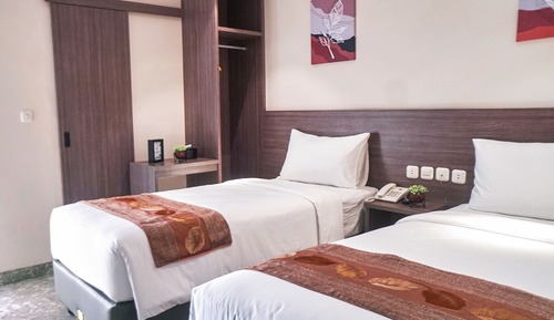 Superior-Doppel- oder -Zweibettzimmer