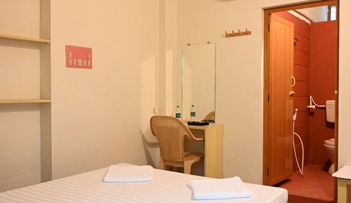 Standardzimmer (AC)