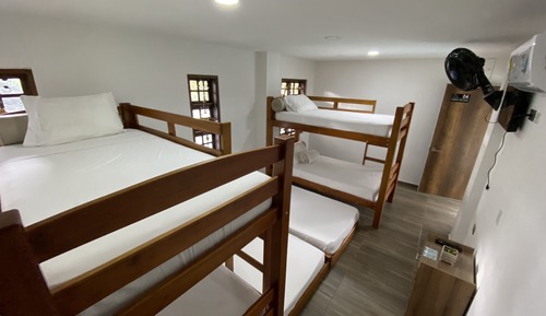 Familienzimmer, Mehrere Betten