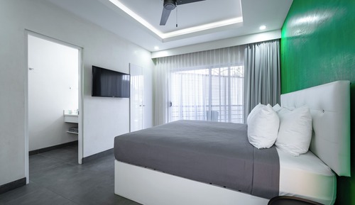 Zimmer (J Suite)