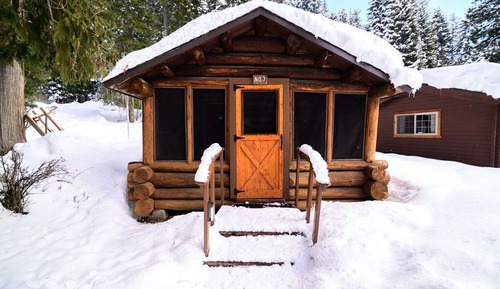 Traditional-Ferienhütte, 2 Doppelbetten, Gemeinschaftsbad