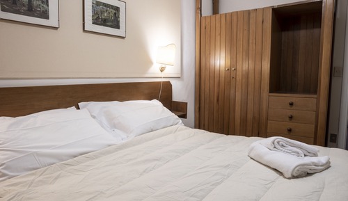 Classic-Doppel- oder -Zweibettzimmer