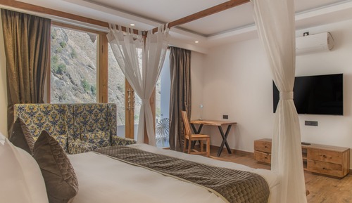 Luxury-Zimmer, Balkon, Flussblick