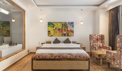 Premier-Zimmer, Badewanne, Flussblick