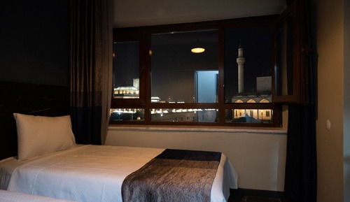 Deluxe-Vierbettzimmer, Stadtblick