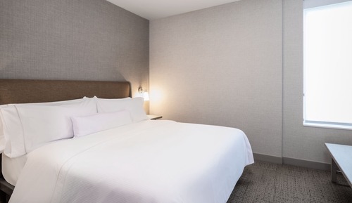 Suite, 1 Schlafzimmer (Mobility Accessible, Tub)