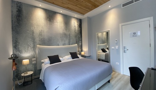Deluxe-Doppel- oder -Zweibettzimmer