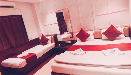 Deluxe-Dreibettzimmer