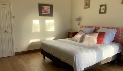 Doppelzimmer, mit Bad, Parkblick (Chambre Rose)