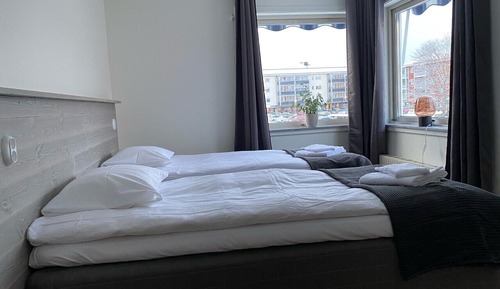 Standard-Doppel- oder -Zweibettzimmer