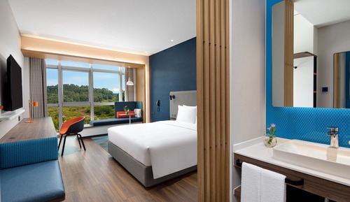 Standardzimmer, 1 King-Bett, Blick auf den Innenhof