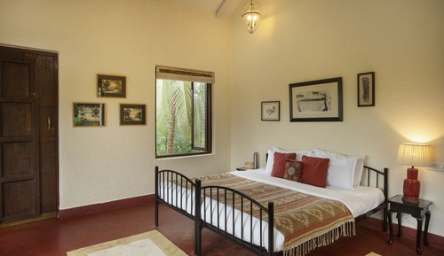 Zimmer, 4 Schlafzimmer (Asanji)