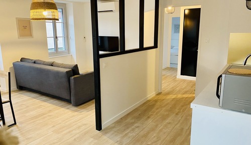 Superior-Apartment, mit Bad (1er & 2eme Etage Droit)