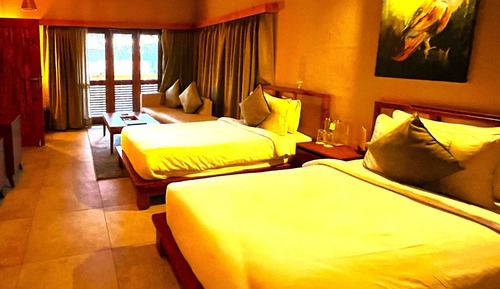 Deluxe-Doppel- oder -Zweibettzimmer