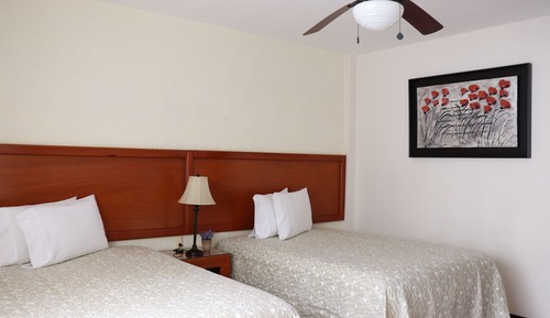 Traditional-Doppelzimmer