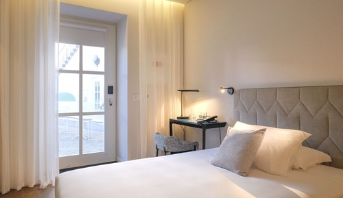 Classic-Doppelzimmer, 1 King-Bett, Nichtraucher, Poolblick