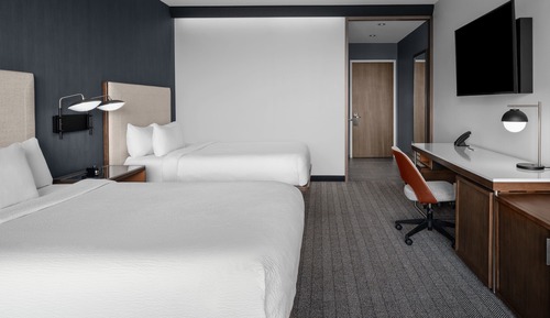 Suite, Mehrere Betten, Balkon, Meerseite (Hearing Accessible)