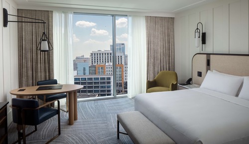 Deluxe-Zimmer, 1 King-Bett, barrierefrei, Badewanne