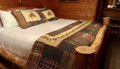 Premier-Ferienhütte, 1 King-Bett und Schlafsofa, Terrasse, Talblick