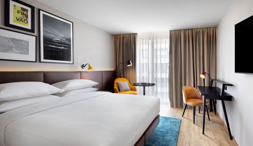 Deluxe-Zimmer, 1 King-Bett, Stadtblick