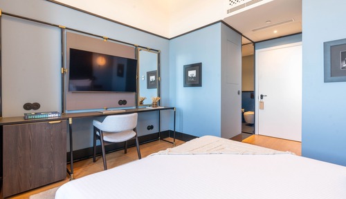 Doppelzimmer, Flussblick