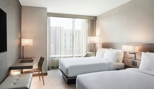 Zimmer, 2 Queen-Betten