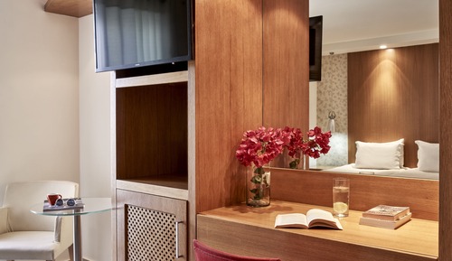 Executive-Doppel- oder -Zweibettzimmer