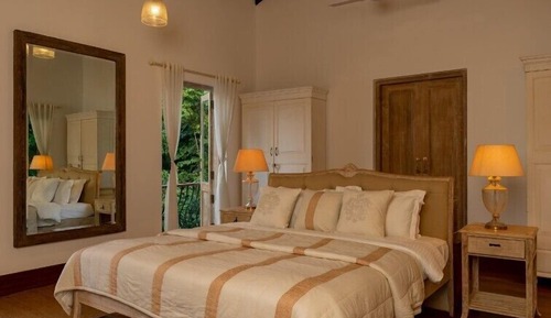 Zimmer, 4 Schlafzimmer (70 Vale)