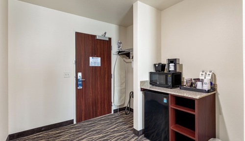 Zimmer, 1 King-Bett, Nichtraucher (Guestroom)