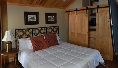 Grand-Ferienhütte, 1 Schlafzimmer, Küche, Flussblick